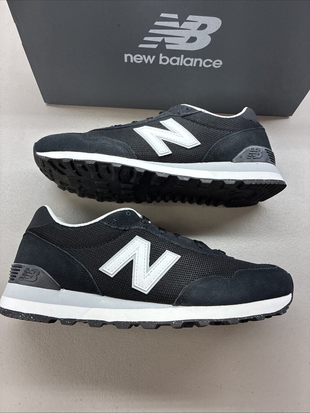 New Balance 515 Shoes Women Size 8.5 Black White Running Sneakers WL615BLK Box
